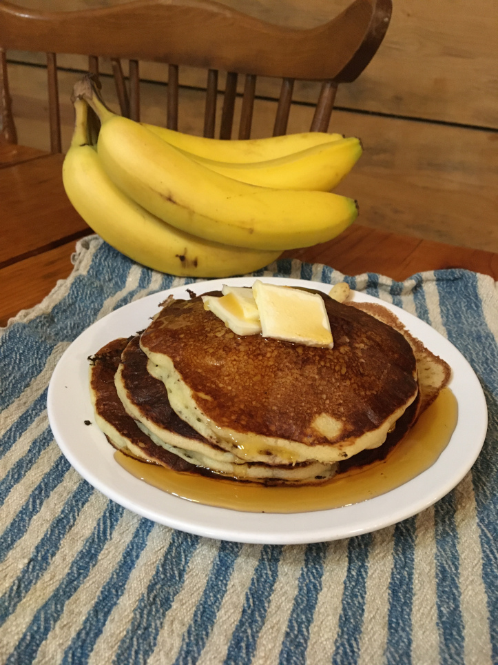 Dash Mini Griddle Recipe: Banana Pancakes 